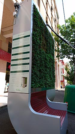 CityTree – «поедающая смог» растительная панель для улучшения качества воздуха в городе