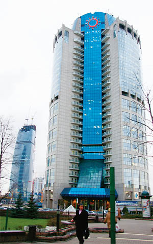 Торгово-офисный комплекс «Башня 2000», Москва