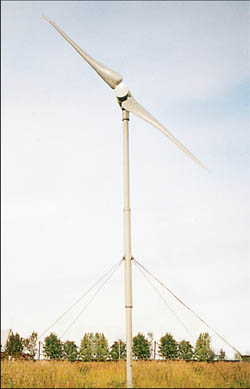 Ветроагрегат ВТН8-10 в период испытаний
