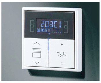 ?Регулирование отопления с помощью комнатных
контроллеров – пример энергосберегающего решения