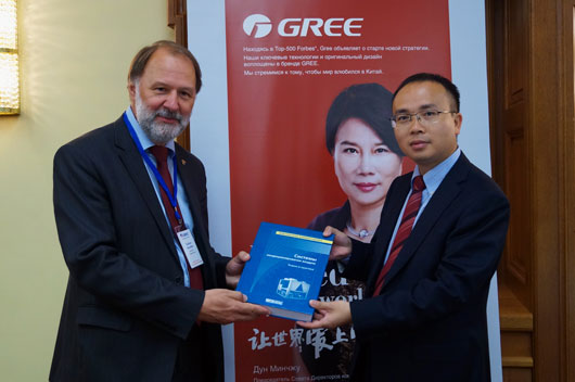 Топ-менеджмент GREE впервые посетил Россию