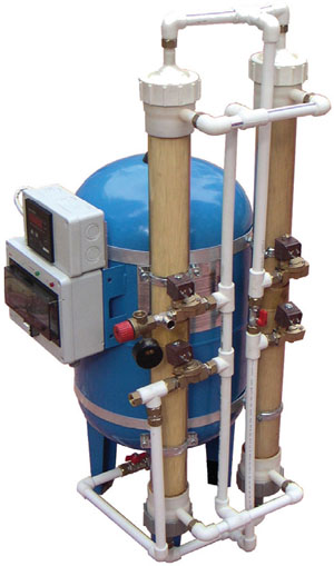 Мини-установка получения воды питьевого качества из поверхностного источника производительностью 200 л/ч
